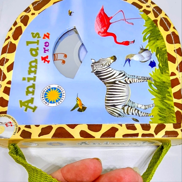 SMITHSONIAN'S "ANIMALS A TO Z" - Picture 4 of 8